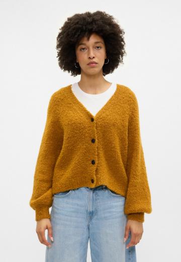 Вязаный жилет