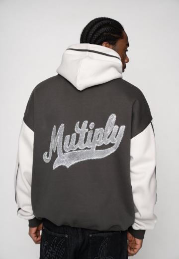 Пуловер с капюшоном