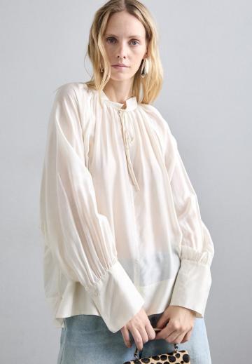 Шелковая блузка