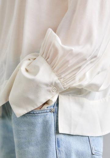 Шелковая блузка