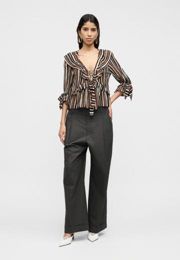 Атласная блузка