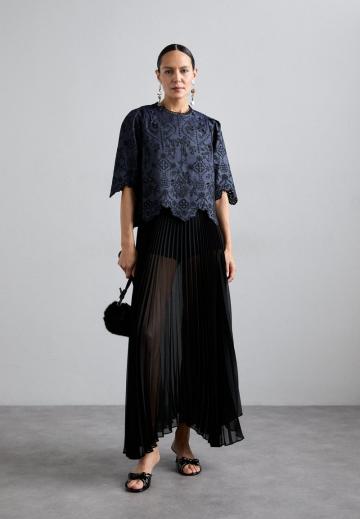 Джинсовая блузка