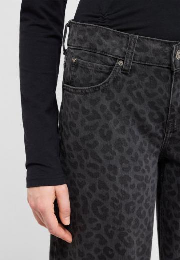 Свободные джинсы