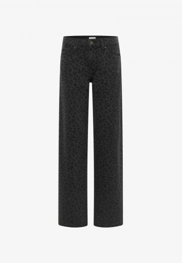 Свободные джинсы