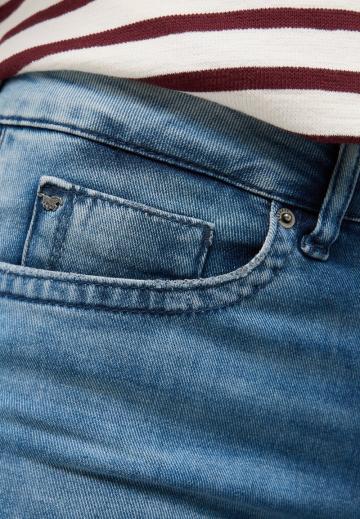 Клешеные брюки