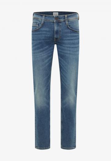 Узкие джинсы