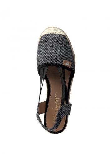 Босоножки на танкетке