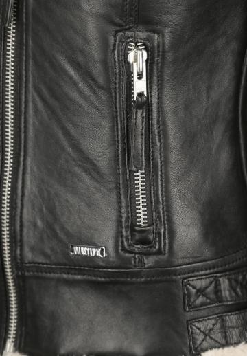 Кожаная куртка