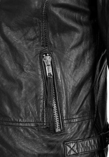 Байкерская куртка