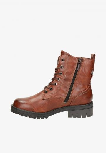 Ботинки на шнуровке