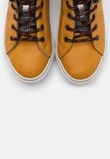 Высокие кеды