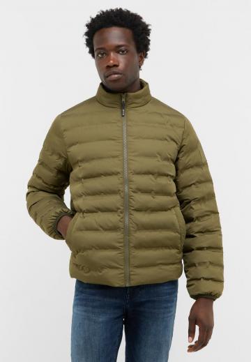 Зимняя куртка