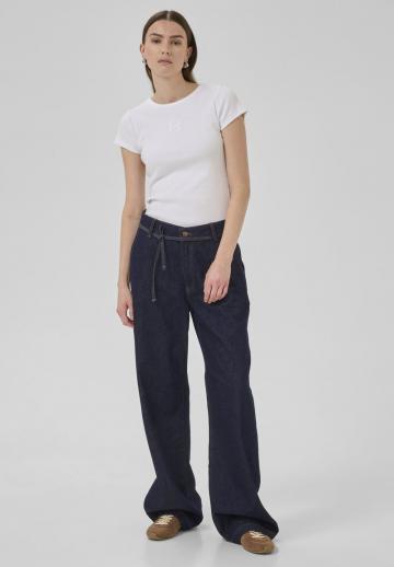 Свободные джинсы