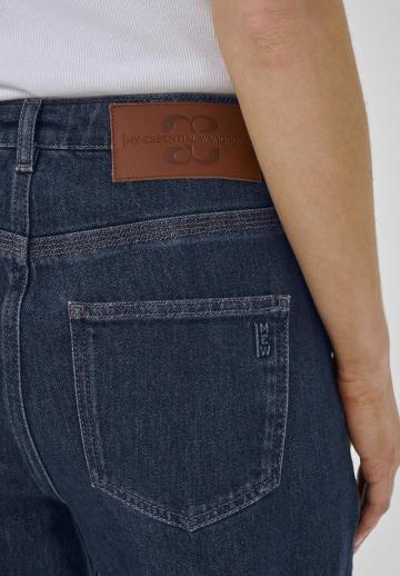 Свободные джинсы