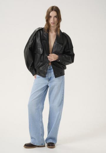 Кожаная куртка