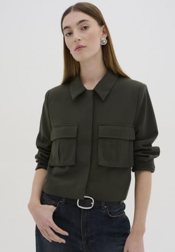 Блейзер с накладными карманами