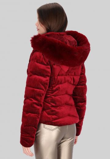 Зимняя куртка