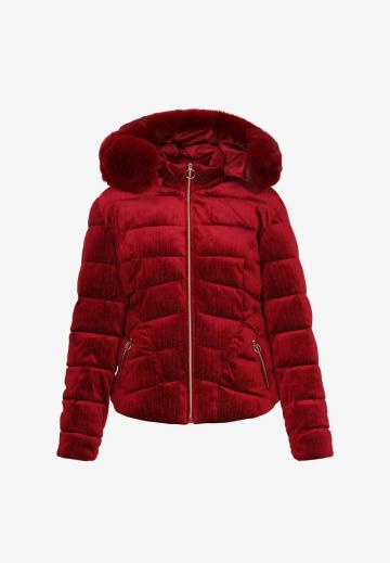 Зимняя куртка