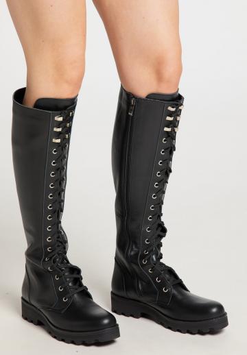 Сапоги на шнуровке