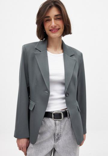 Короткое пальто