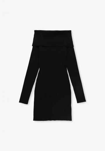 Платье футляр