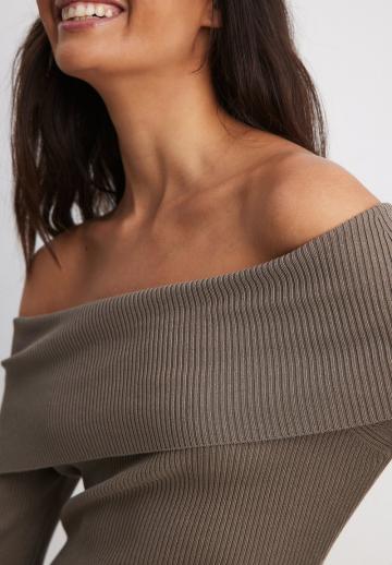 Платье футляр