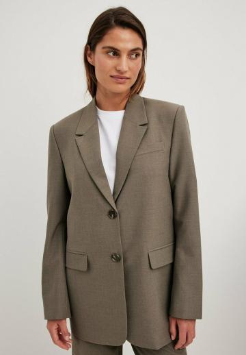 Короткое пальто