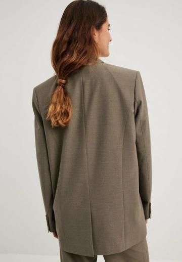 Короткое пальто