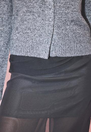 Вязаный жилет