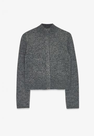 Вязаный жилет