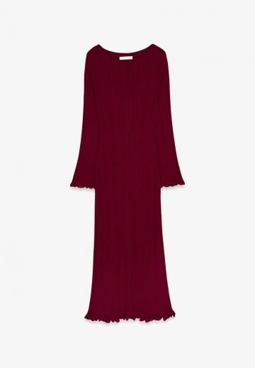 Вязаное платье