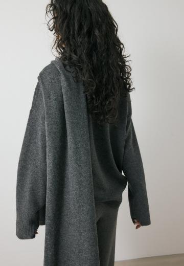 Длинный пуловер