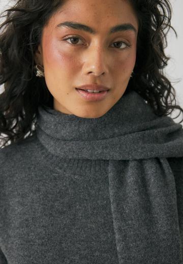 Длинный пуловер