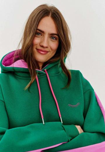 Пуловер с капюшоном