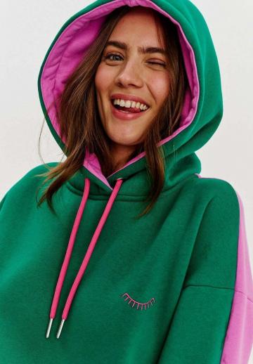 Пуловер с капюшоном