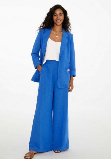 Длинный блейзер