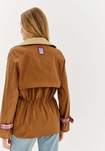 Короткое пальто