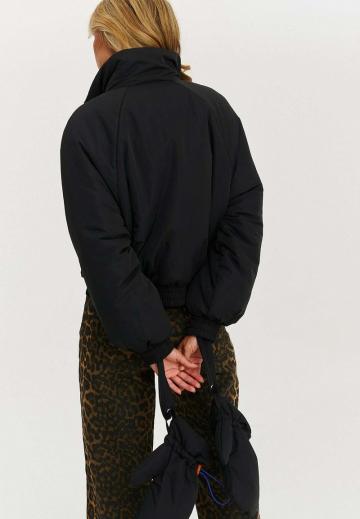 Короткая куртка