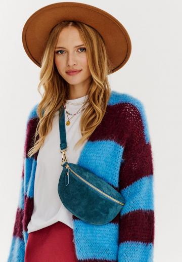 Длинный жилет