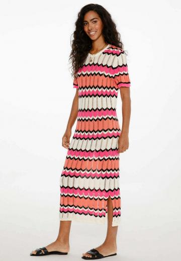 Вязаное платье