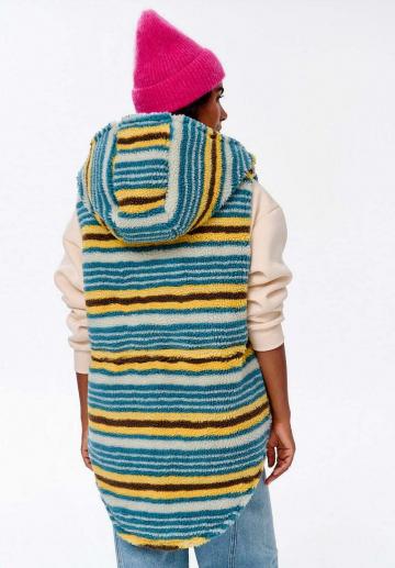 Длинный жилет