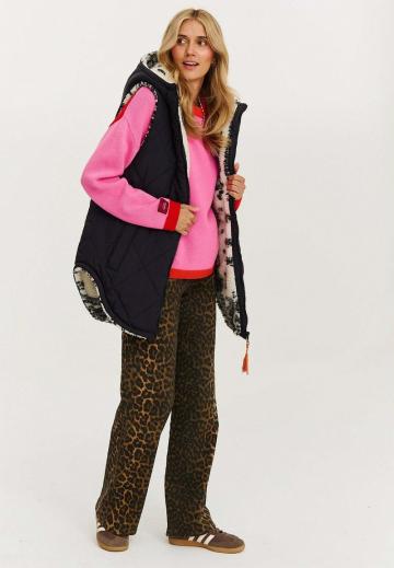 Длинный жилет