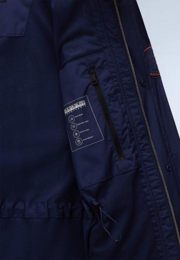 Зимняя куртка