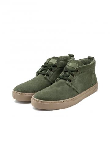 Ботинки на шнуровке