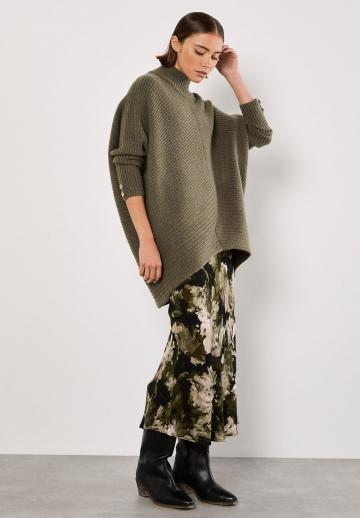 Длинный пуловер