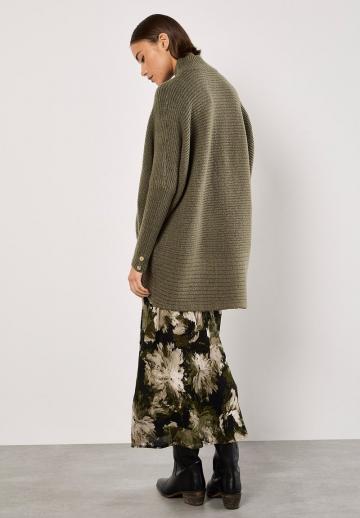 Длинный пуловер