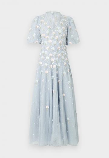 Длинное платье