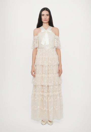 Длинное платье