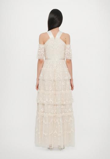 Длинное платье