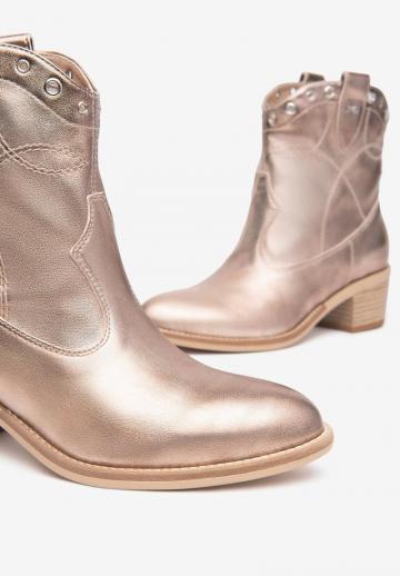 Ковбойские сапоги